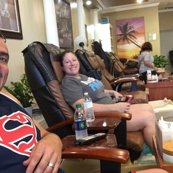 Lucky Nails - Relaxing day with my wife. - Nail Salons Near Me - Baton Rouge, Louisiana