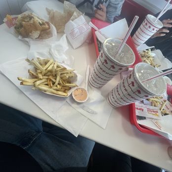 In-N-Out Burger - Burgers Near Me - Bakersfield, California In-N-Out Burger - Burgers Near Me - Bakersfield, California