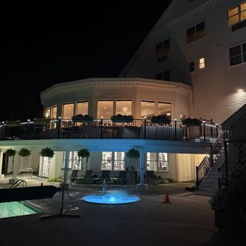 White Mountain Hotel & Resort - Hotels Near Me - North Conway, New Hampshire