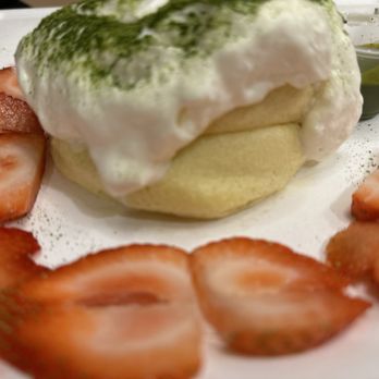 Fluffy Fluffy - Matcha white chocolate fluffy fluffy - Pancakes Near Me - Tucker, Georgia