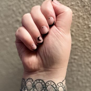 Still Spa at the Woodmark - Black tip French with nail art - Day Spas Near Me - Kirkland, Washington Still Spa at the Woodmark - Black tip French with nail art - Day Spas Near Me - Kirkland, Washington