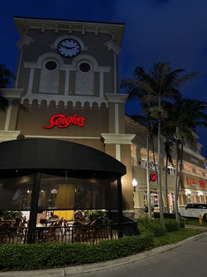 Sergio's Restaurant by null