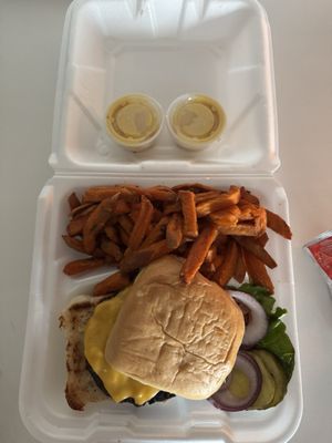 Press Box Grill by null