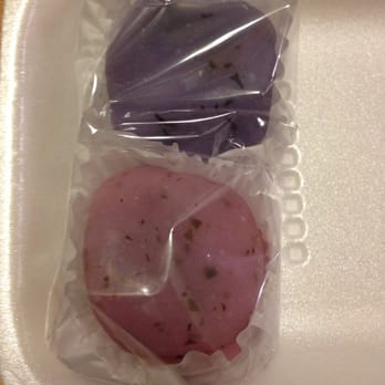 Osaka-Ya - Shiso mochi with red bean!!! - Desserts Near Me - Sacramento, California