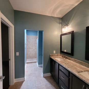 H Quality Painting - Main Bathroom - Painters Near Me - Raleigh , North Carolina H Quality Painting - Main Bathroom - Painters Near Me - Raleigh , North Carolina