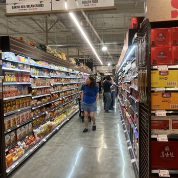 H Mart - Westminster - Grocery Near Me - Westminster, California