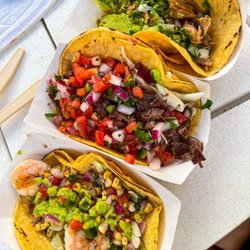 Bud And Alley's Taco Bar - Grilled Shrimp, Grilled Steak, and Carnitas! @diningwithkels