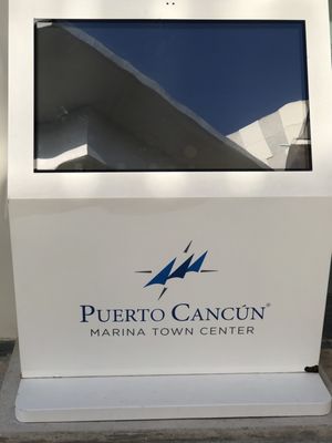 Marina Puerto Cancún by null