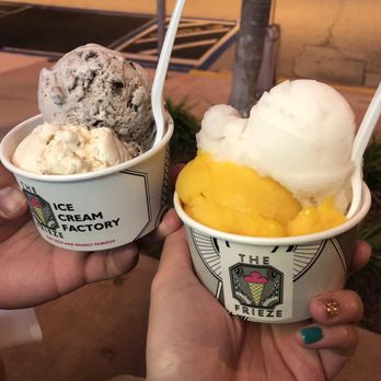 The Frieze - left: cookies n cream & dulce de leche, right: champagne & mango sherbet - Ice Cream & Frozen Yogurt Near Me - Miami Beach, Florida