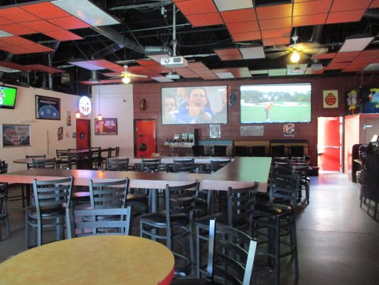 Los Cabos Sports Bar & Grill by null