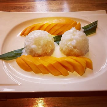 Manaow - Mango sticky rice - Thai Near Me - Long Beach, California Manaow - Mango sticky rice - Thai Near Me - Long Beach, California