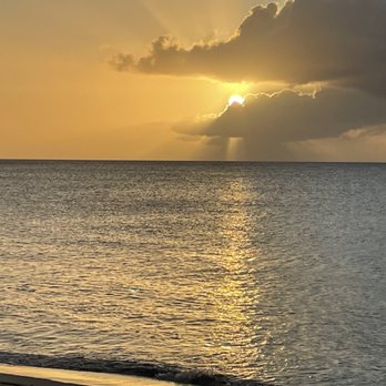 Sand Castle On The Beach - Amazing Sunsets - Hotels Near Me - Frederiksted, Virgin Islands Sand Castle On The Beach - Amazing Sunsets - Hotels Near Me - Frederiksted, Virgin Islands