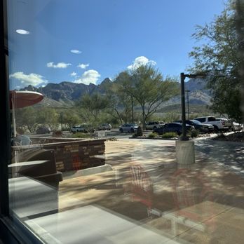 In-N-Out Burger - Burgers Near Me - Oro Valley, Arizona In-N-Out Burger - Burgers Near Me - Oro Valley, Arizona