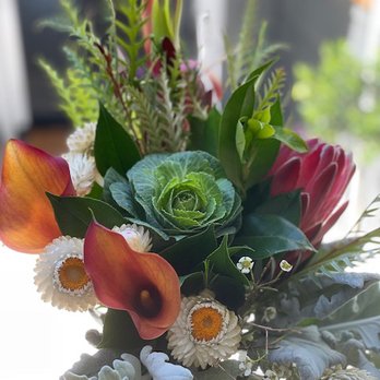 Wandering Branch Floral Design Studio - Floral Designers Near Me
