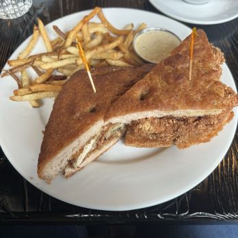 Jazzy Ladies Cafe & Club - Crispy Chicken Sandwich - Breakfast & Brunch Near Me - Eugene, Oregon Jazzy Ladies Cafe & Club - Crispy Chicken Sandwich - Breakfast & Brunch Near Me - Eugene, Oregon