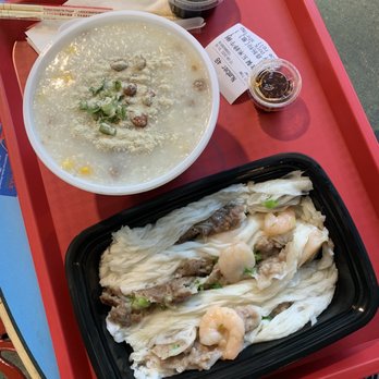 Hei Hei Rice Roll - Heihei set meal - beef pork and shrimp rice roll and beef and corn congee - Noodles Near Me - Richmond, British Columbia Hei Hei Rice Roll - Heihei set meal - beef pork and shrimp rice roll and beef and corn congee - Noodles Near Me - Richmond, British Columbia