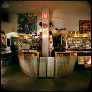 Groove Records - RAUMSCHIFFTRESEN GROOVE REC: - Music & DVDs Near Me - Berlin, BE Groove Records - RAUMSCHIFFTRESEN GROOVE REC: - Music & DVDs Near Me - Berlin, BE