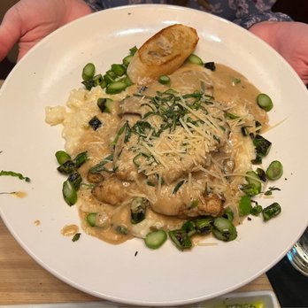 SoNapa Grille - Chicken Marsala - Bars Near Me - Jacksonville Beach, Florida