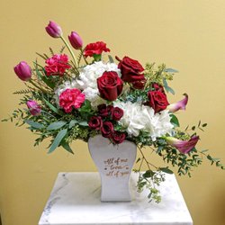 Jacquelines Flowers & Gifts - All of Me