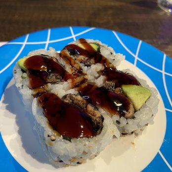Sushi Train - Eel Avocado Roll - 4 Pieces - Sushi Bars Near Me - Minneapolis, Minnesota Sushi Train - Eel Avocado Roll - 4 Pieces - Sushi Bars Near Me - Minneapolis, Minnesota
