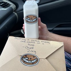 The Cookieologist - BlueDream Cookie and Blended Nut Milk