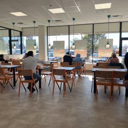 Popeyes Louisiana Kitchen - Dining area