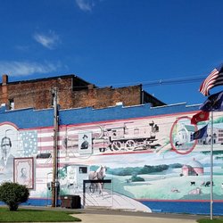 History of Frankfort - the west wall of the mural was completed in 1997 and has numerous scenes from the city's past