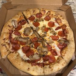 Pizza Hut - Epic Stuffed Crust