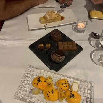 Metro Bistro - Desserts! - Mediterranean Near Me - Madrid, M