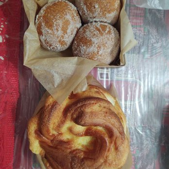 Tous Les Jours - Corn donuts and milk bread - Coffee & Tea Near Me - New Hyde Park, New York Tous Les Jours - Corn donuts and milk bread - Coffee & Tea Near Me - New Hyde Park, New York