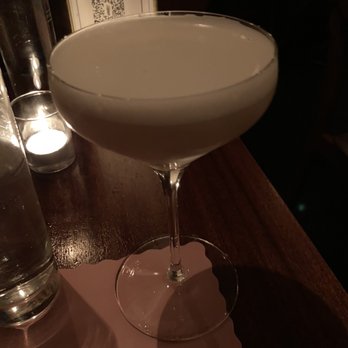 Pineapple Club - Everything's Peachy - Cocktail Bars Near Me - New York, New York Pineapple Club - Everything's Peachy - Cocktail Bars Near Me - New York, New York