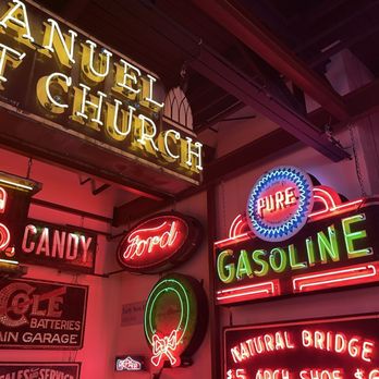 American Sign Museum - Museums Near Me - Cincinnati, Ohio