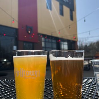 Helltown Taproom Houston - Pubs Near Me - Houston, Pennsylvania
