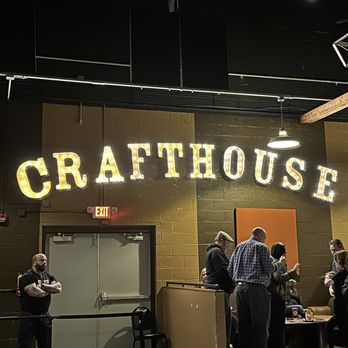 Crafthouse Stage & Grill - Beer Bar Near Me - Pittsburgh, Pennsylvania