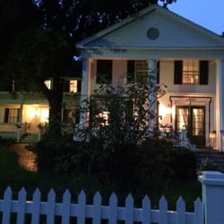 Haan's 1830 Inn - Front of B&B in the evening  Very spacious indeed!