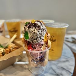Chachago - Orea + Strawberry Ice Cream Egg Puff w/ Orea crumbs + Gummy Bear