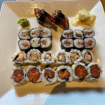 Morimoto Napa - Unagi, Yellowtail Scallion, Toro Scallion, Spicy Scallop, and Salmon - Japanese Near Me - Napa, California Morimoto Napa - Unagi, Yellowtail Scallion, Toro Scallion, Spicy Scallop, and Salmon - Japanese Near Me - Napa, California