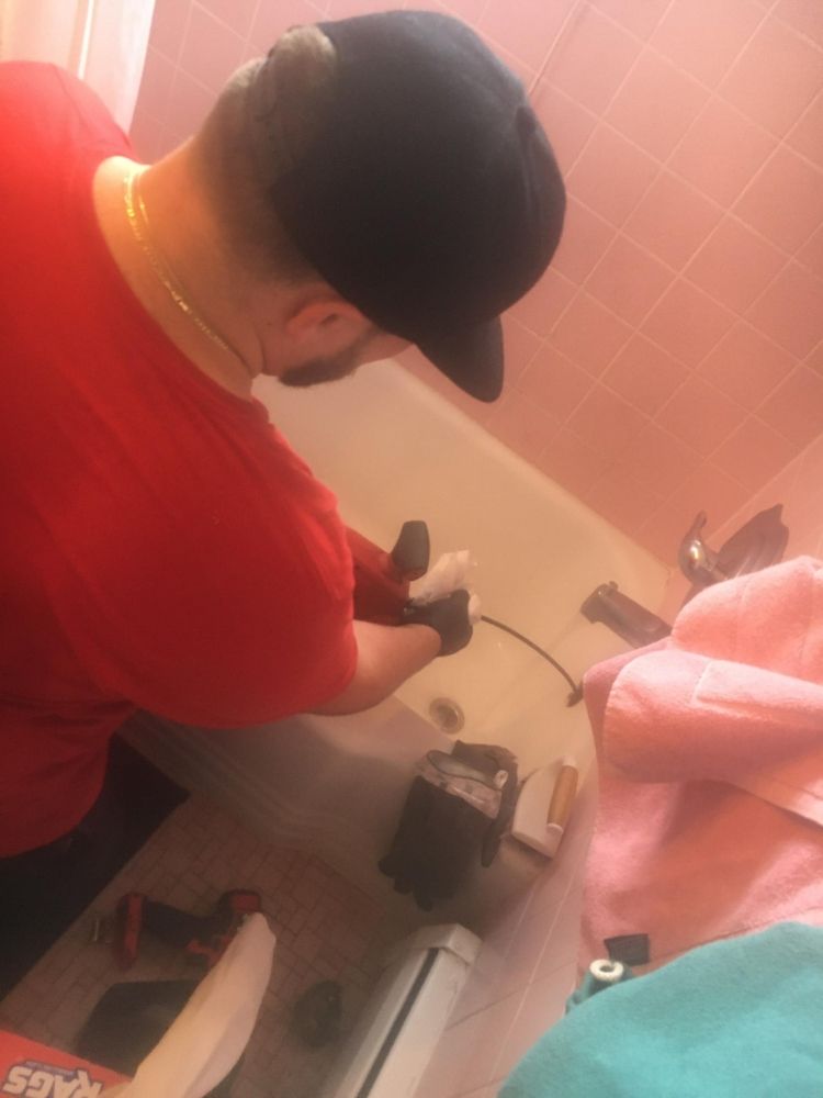 Slide of Solution Source Handyman