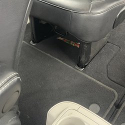 Budget Car Rental - Trash