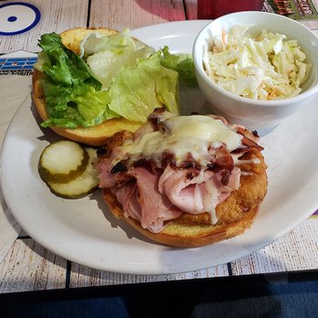 Bobby's Barrel - "Best Breast in Volo" + a side of slaw - American Near Me - Volo, Illinois