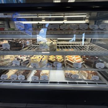Freed's Dessert Shop - Desserts Near Me - Las Vegas, Nevada