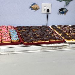 The Donut Palace - Donuts
