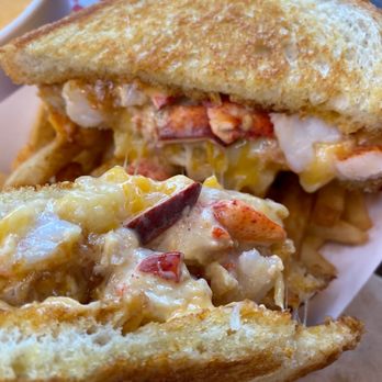 Steami's Lobster - Lobster and Shrimp Grilled Cheese Melt - Seafood Near Me - Duluth, Georgia