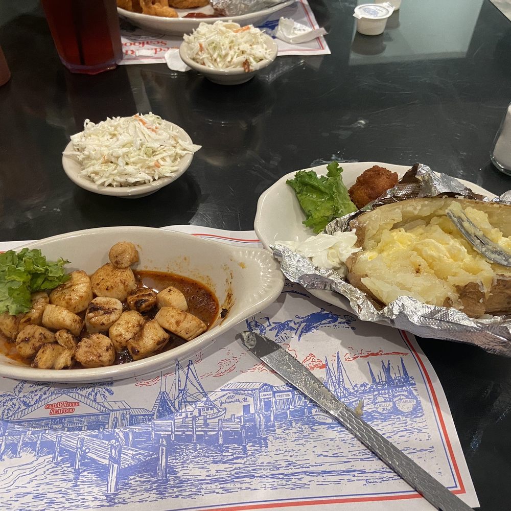 Cedar River Seafood - Broiled scallops - Seafood Near Me - Keystone Heights, Florida Cedar River Seafood - Broiled scallops - Seafood Near Me - Keystone Heights, Florida