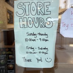 Molly’s Cupcakes - Hours as of Jan 2025