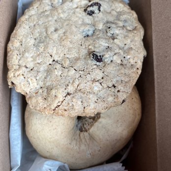 Kickshaws Gluten-Free Bakery - Oatmeal, chocolate chip cookie and gf bagel. - Bakeries Near Me - Fredericksburg, Virginia Kickshaws Gluten-Free Bakery - Oatmeal, chocolate chip cookie and gf bagel. - Bakeries Near Me - Fredericksburg, Virginia