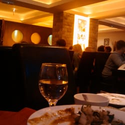 Royal Harris Restaurant & Bar
