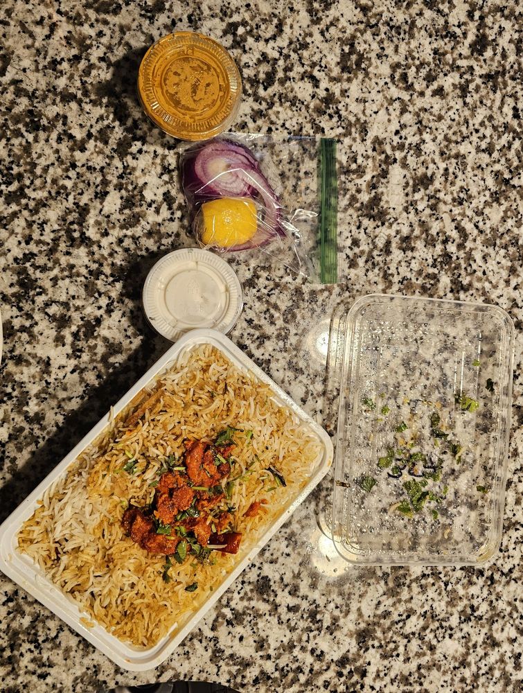 DESI CHOWRASTHA Updated November 2024 42 Photos & 28 Reviews 3120