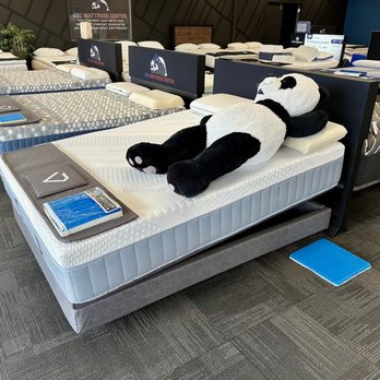 ESC Mattress Center - Percy the panda relaxing at an incline on the Technogel Favola - Mattresses Near Me - Everett, Washington ESC Mattress Center - Percy the panda relaxing at an incline on the Technogel Favola - Mattresses Near Me - Everett, Washington