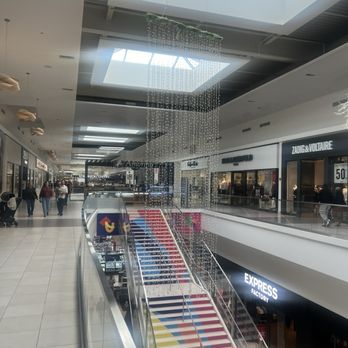 Fashion Outlet Of Rosemont.FASHION OUTLETS OF CHICAGO - Updated July 2025 - 785 Photos & 618 ...